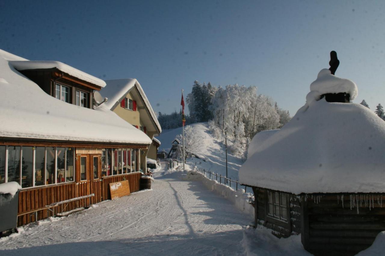 Gasthaus Fuchsacker Bed & Breakfast Degersheim Exterior photo